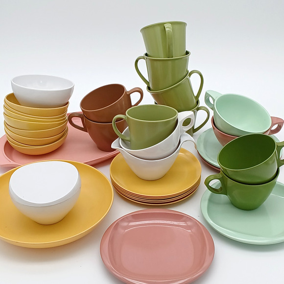 Assorted Other - Vintage Melamine Lot of 35 Mixed Colors & Makers Plates Bowls Mugs Cups Platter